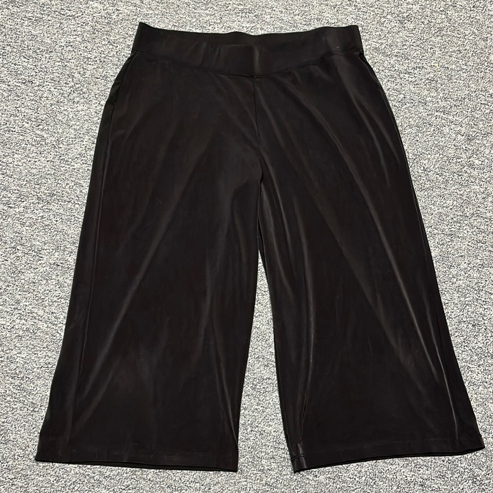 ❤️Liz Claiborne Petite Capris